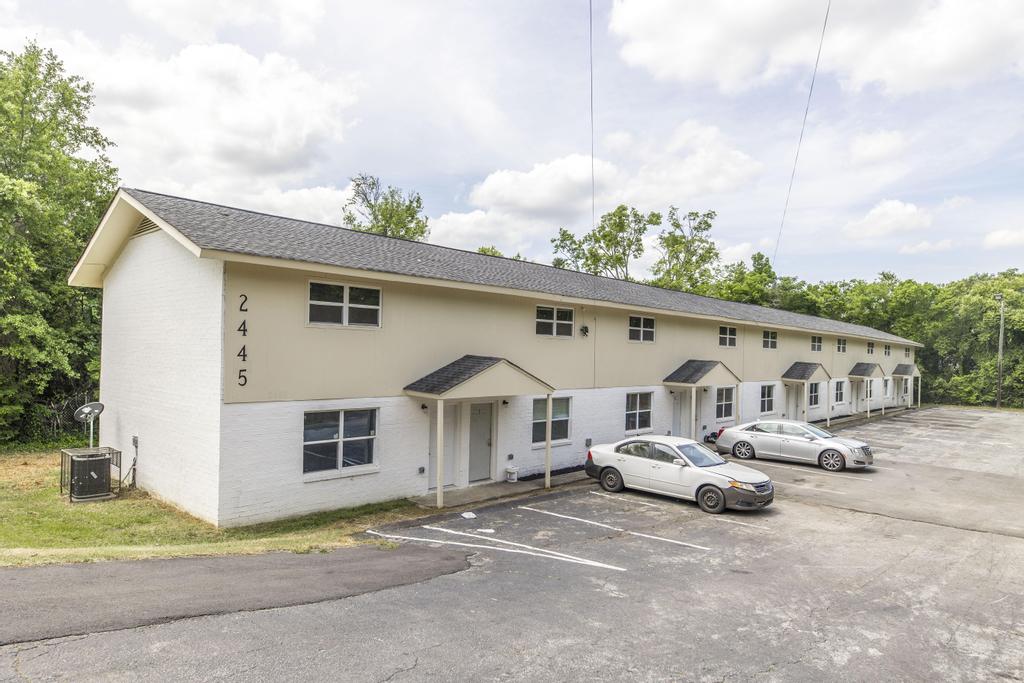 2445 Lowe Street - 6