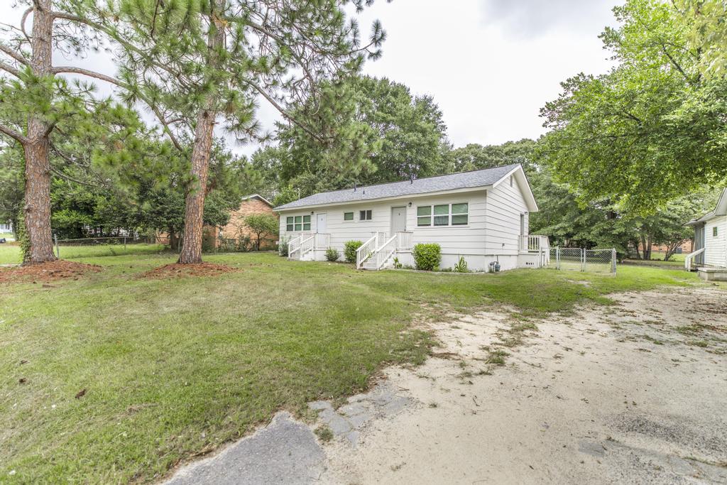 112 Garland Terrace B