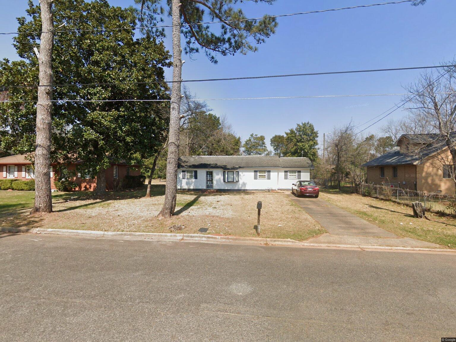 Property main image