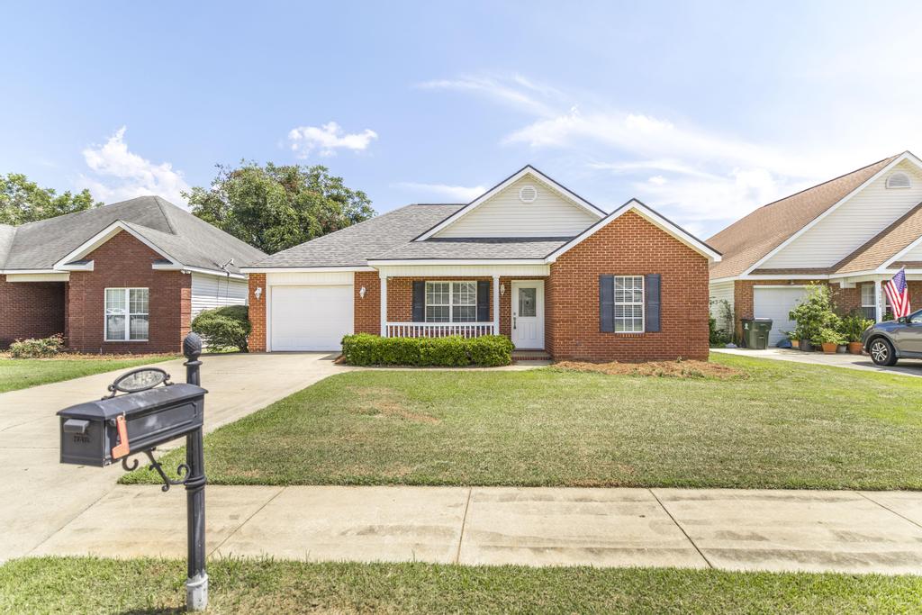 Property main image